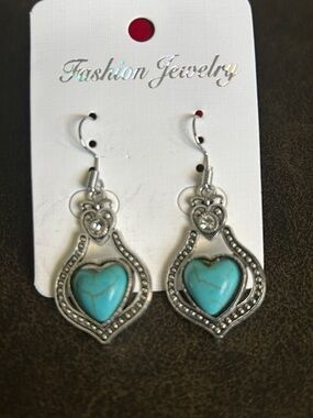 Fashion Jewelry Turquoise Heart Dangle Earrings - Silver Tone